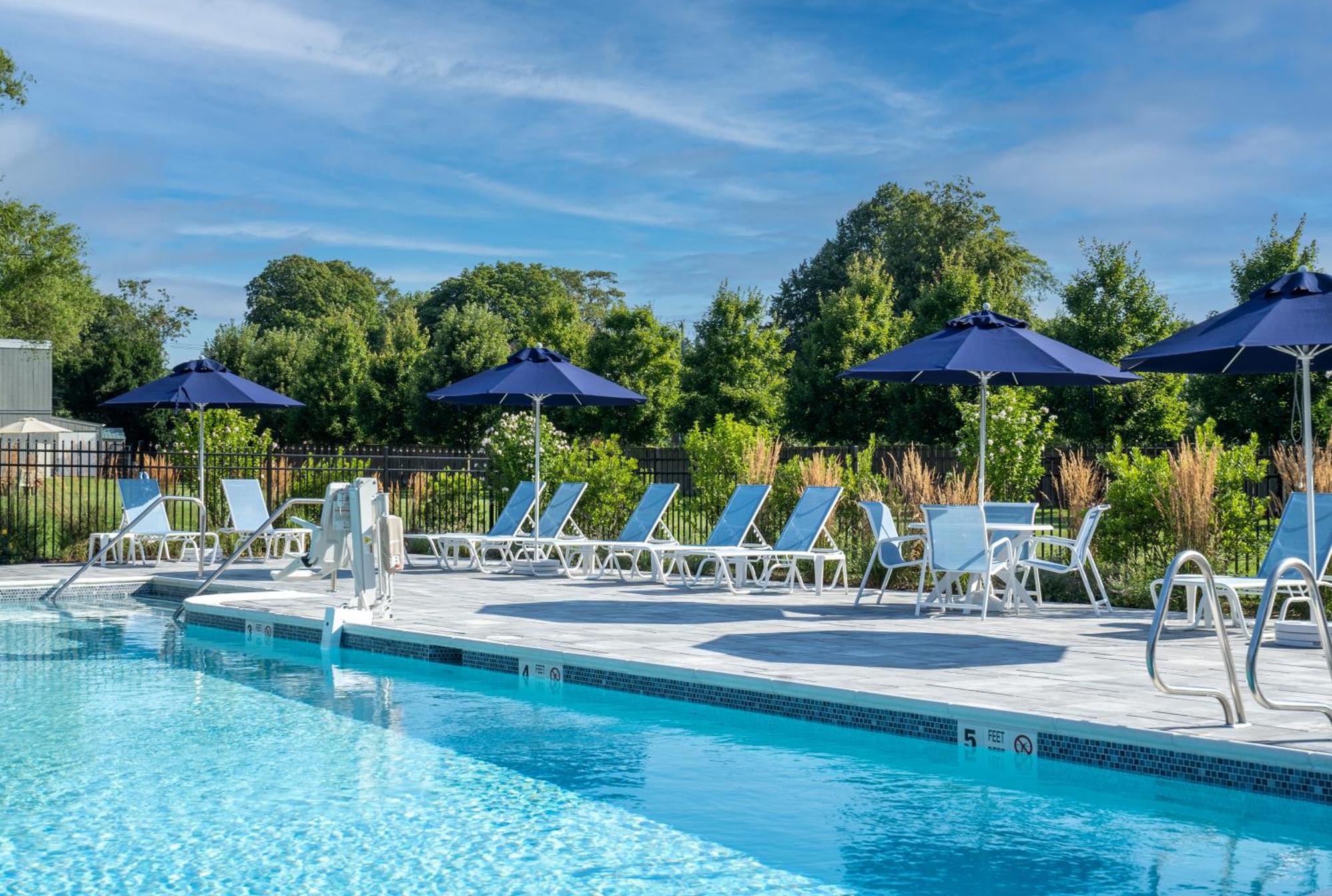 East Hampton House Resort Exterior photo
